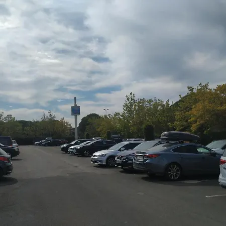 Апартаменты Odalys Saint Loup Climatise Entierement Renove Агд